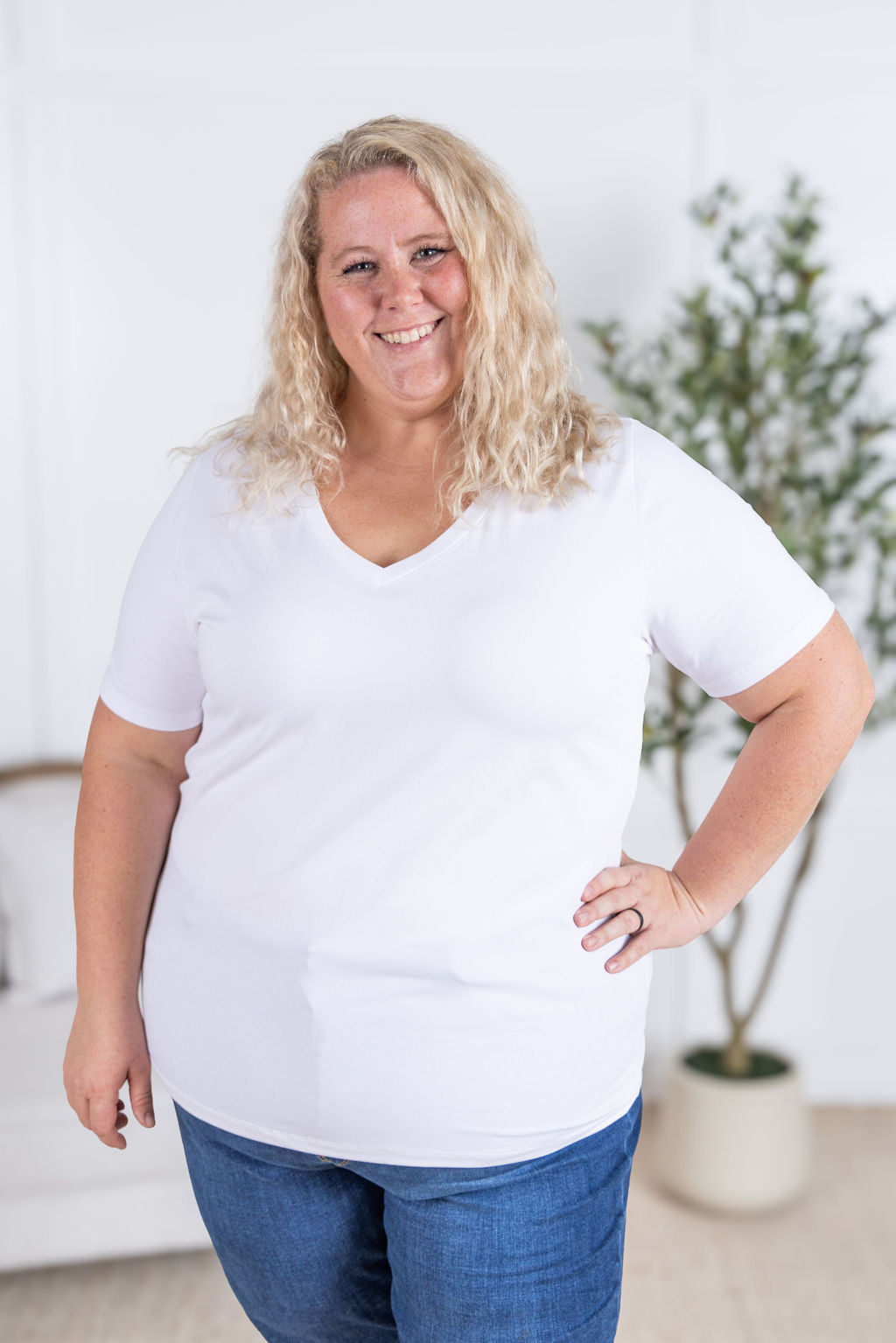 Olivia Tee - black & white