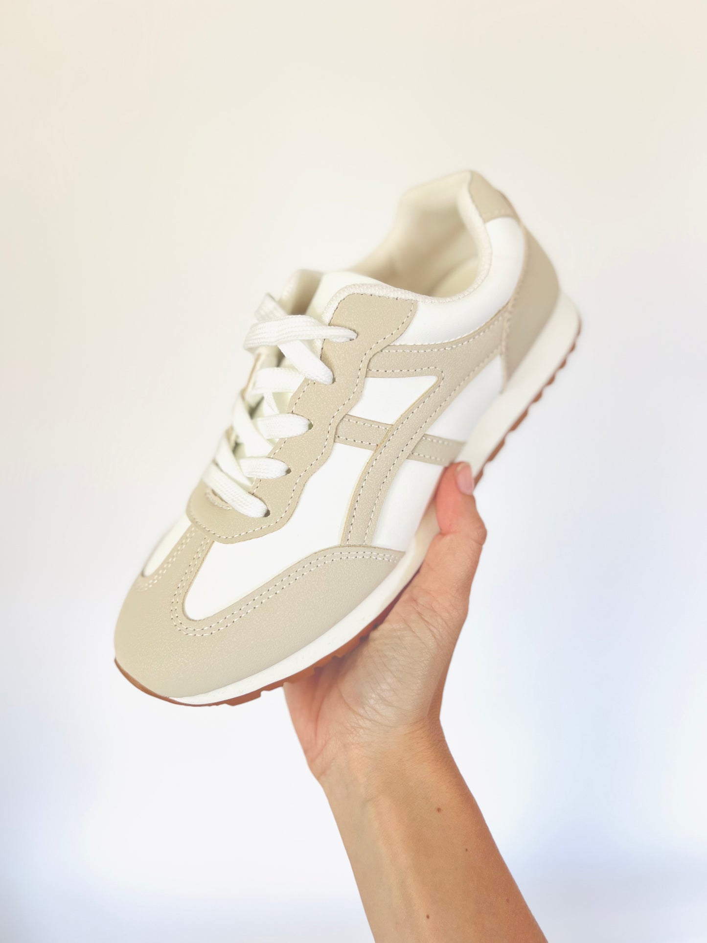 The Blend Sneaker in Oatmeal