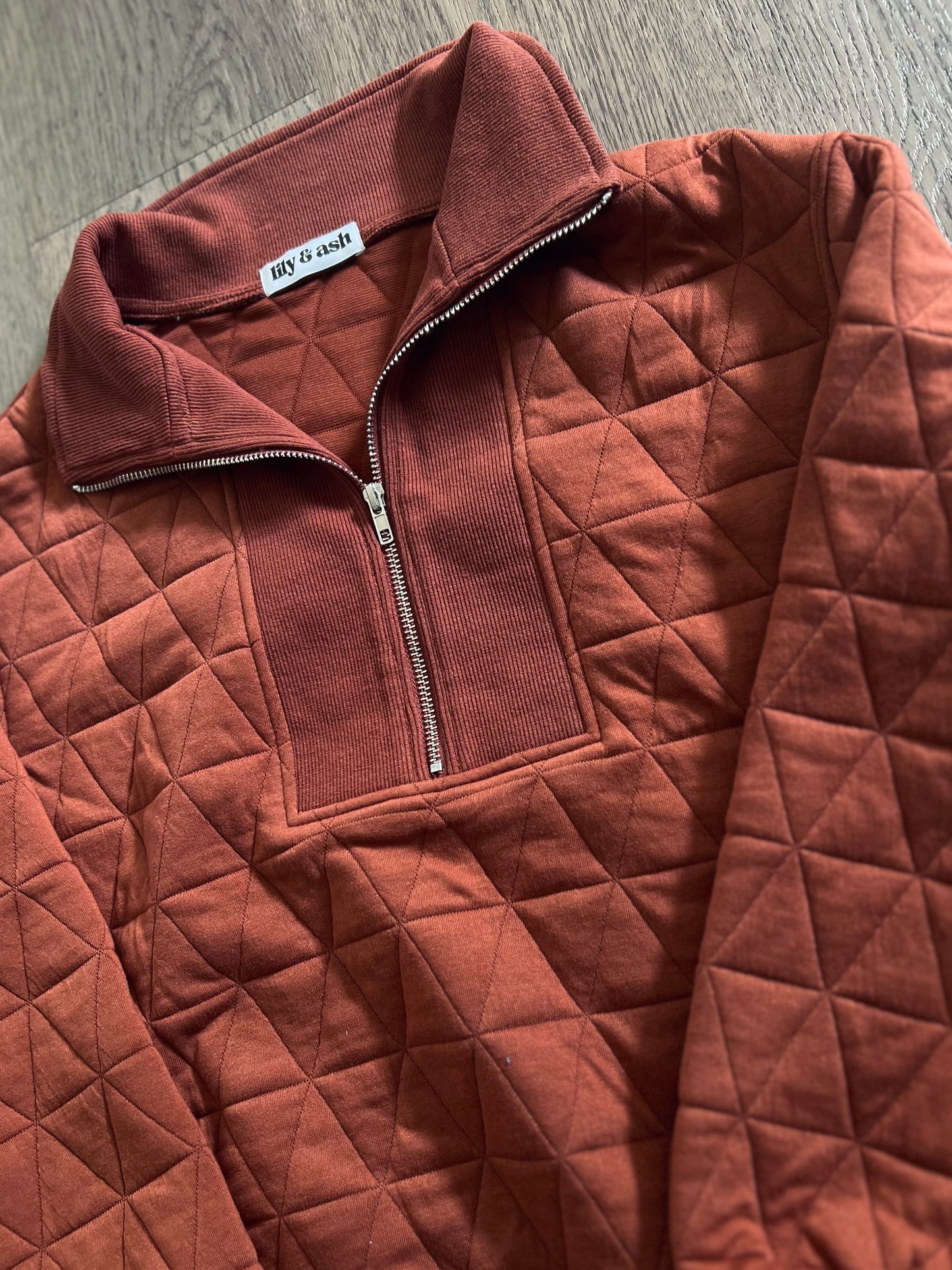 *free ship today* Deep Camel Quilted Pullover