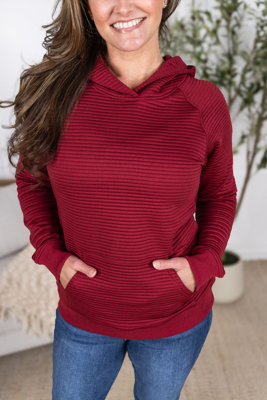 Tatum Textured Pullover Hoodie - Burgundy