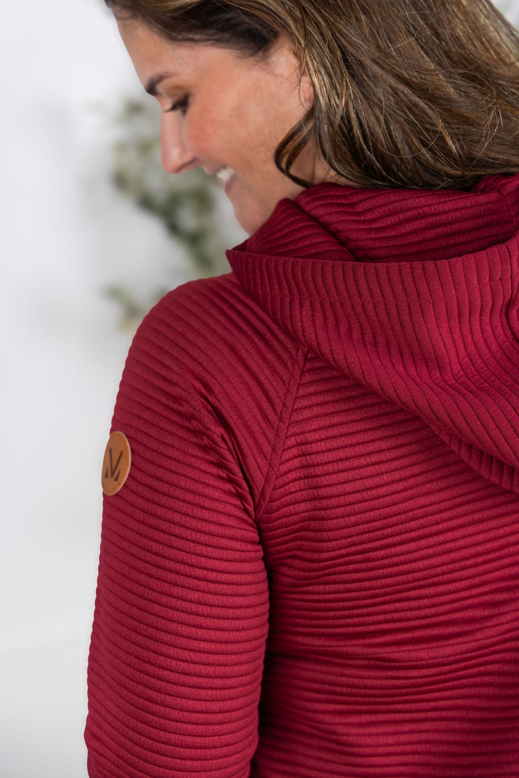 Tatum Textured Pullover Hoodie - Burgundy