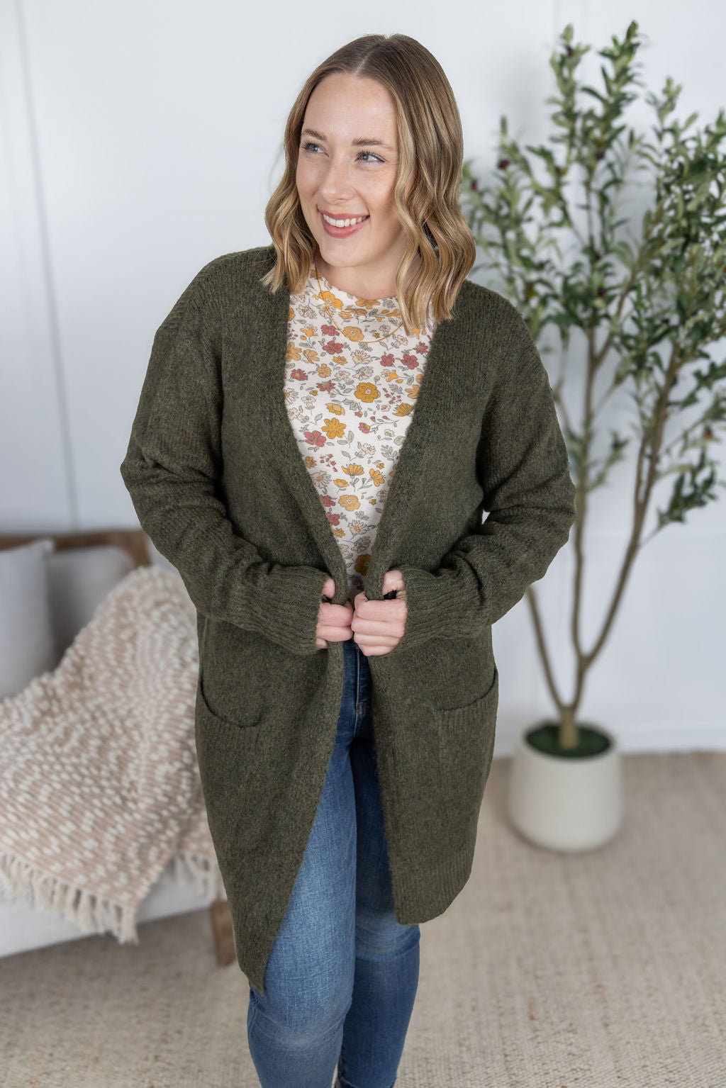 Madison Cozy Cardigan - Dark Olive