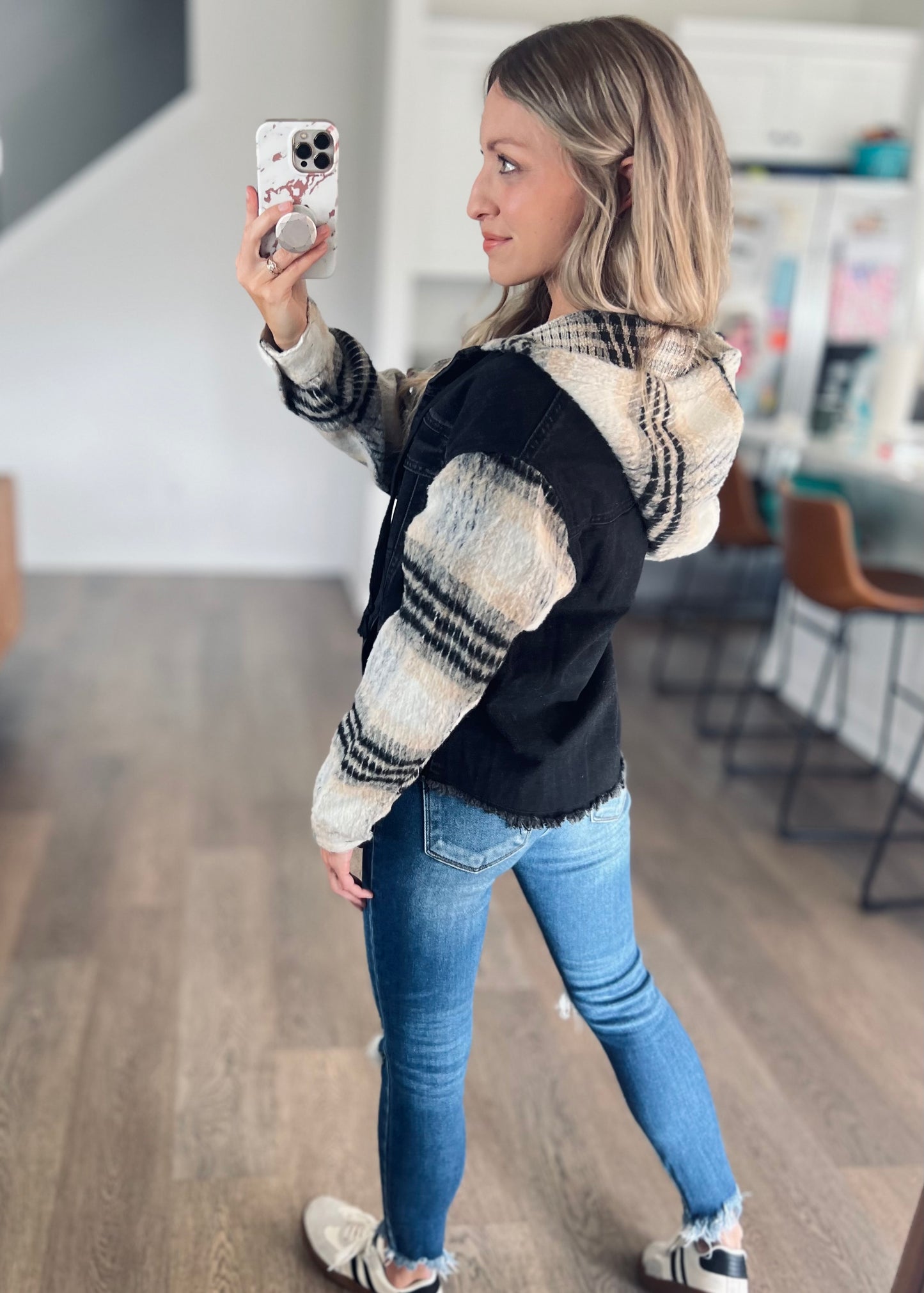 *free ship today* Smokey Plaid Hooded Jacket