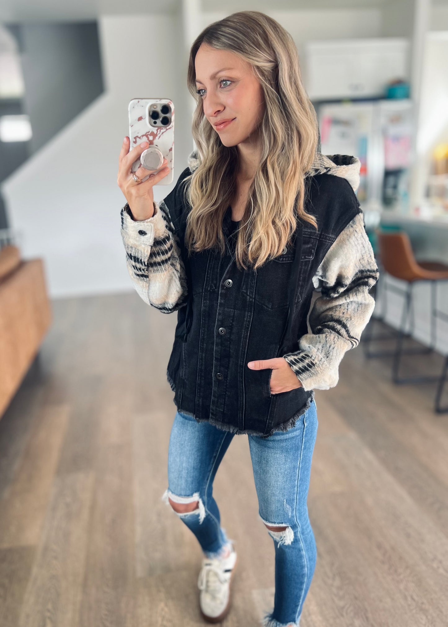 *free ship today* Smokey Plaid Hooded Jacket