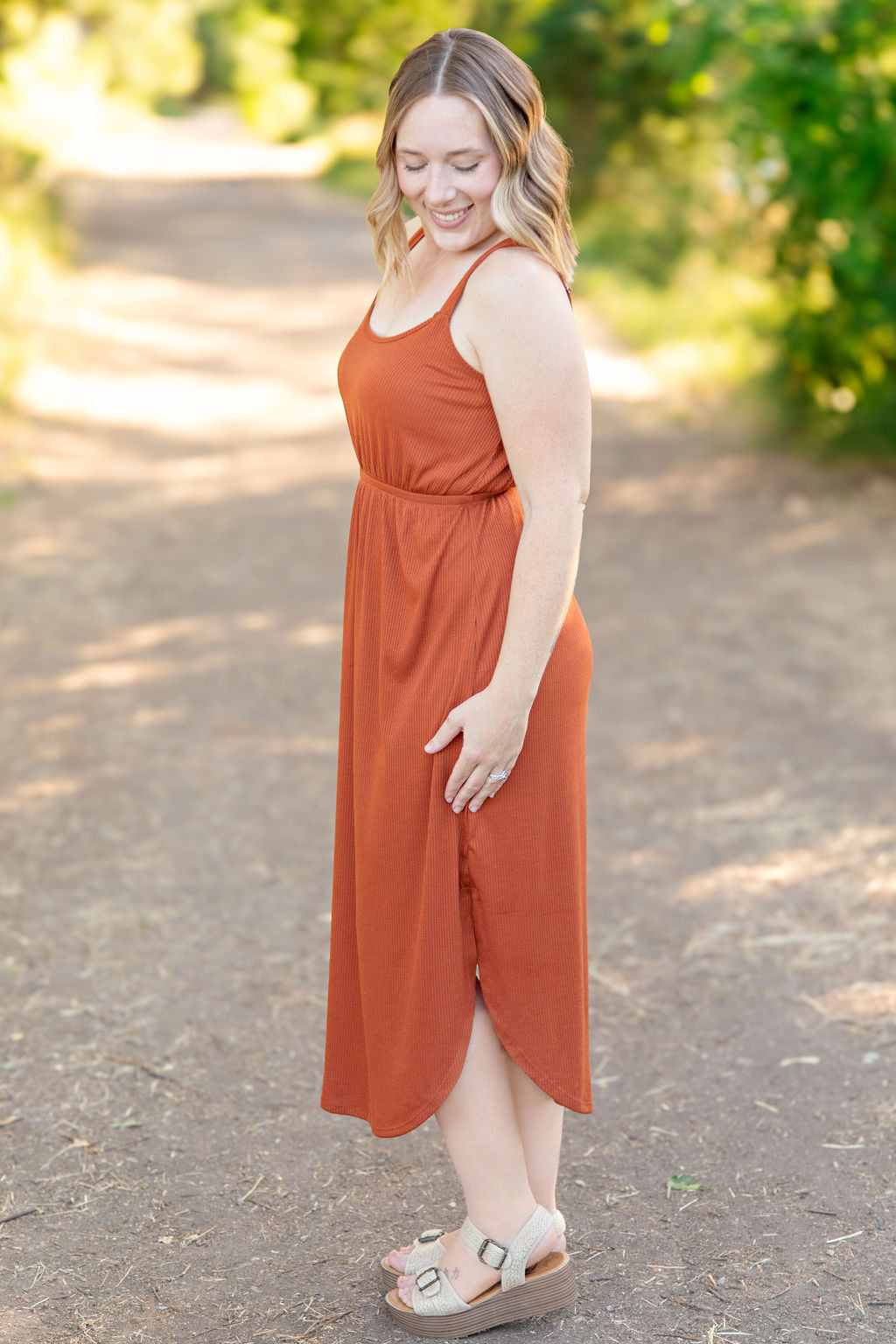 Reagan Ribbed Midi Dress - Rust FINAL SALE