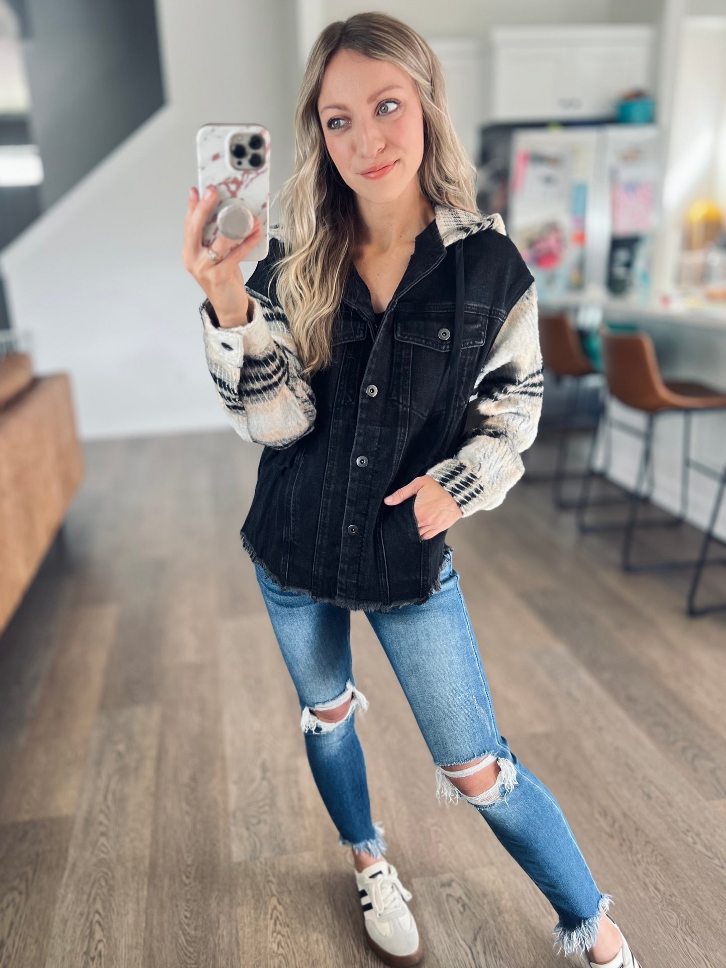 *free ship today* Smokey Plaid Hooded Jacket
