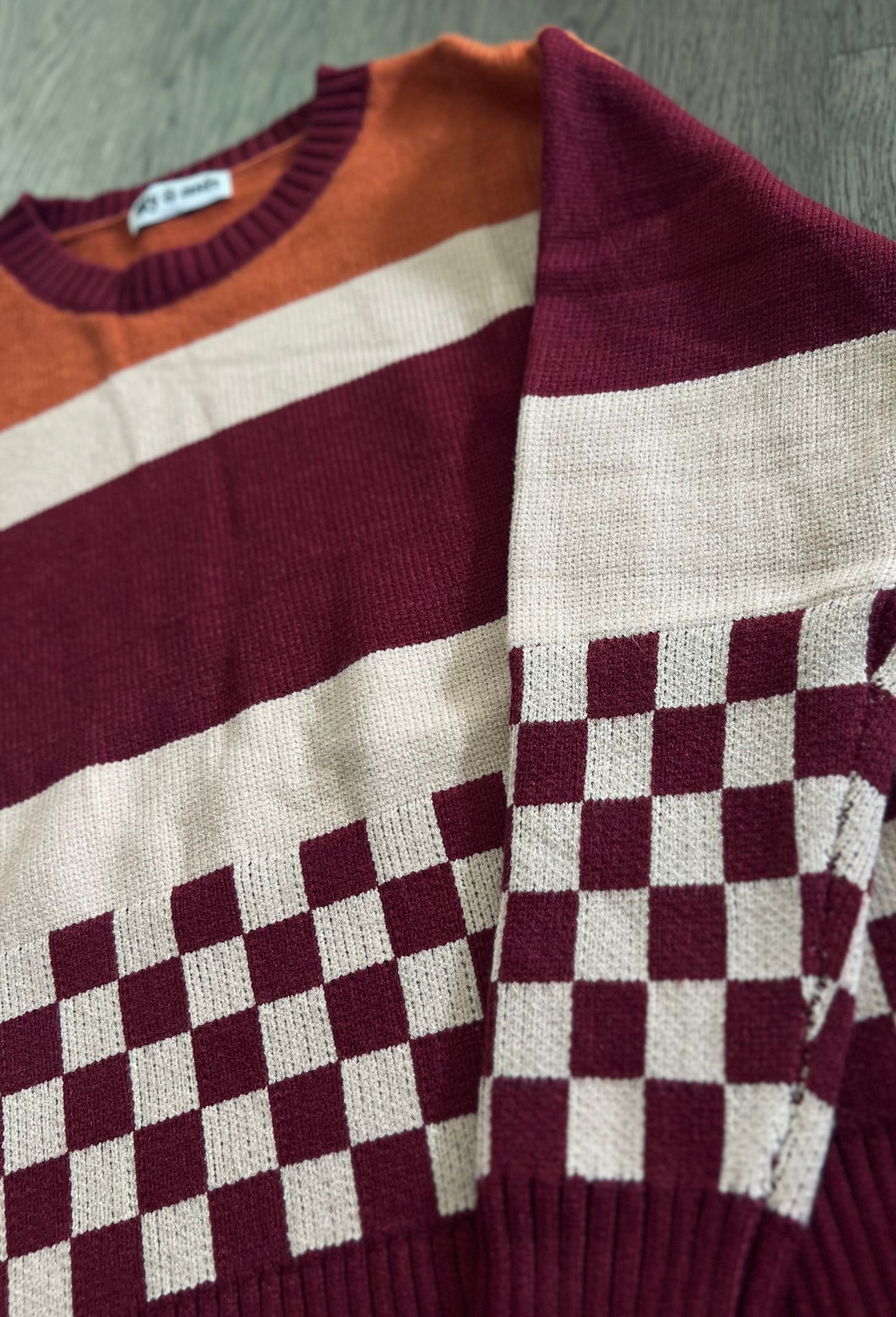 *free ship today* Autumn Check Sweater