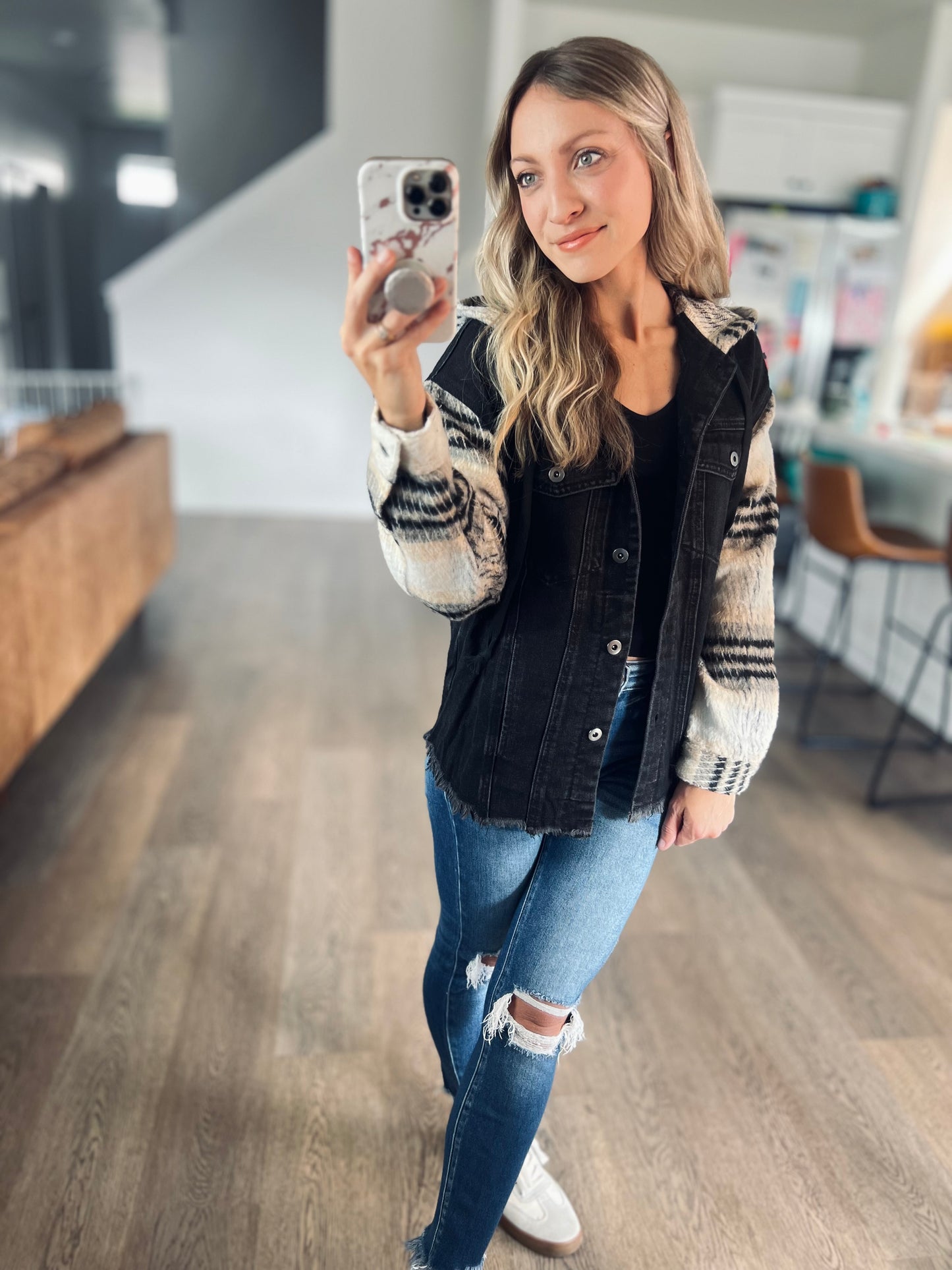 *free ship today* Smokey Plaid Hooded Jacket