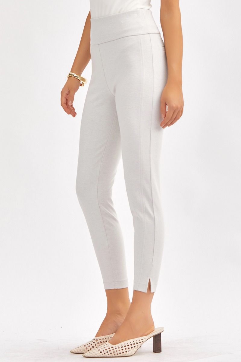 Magic Crop Skinny Pants: Dear Scarlett