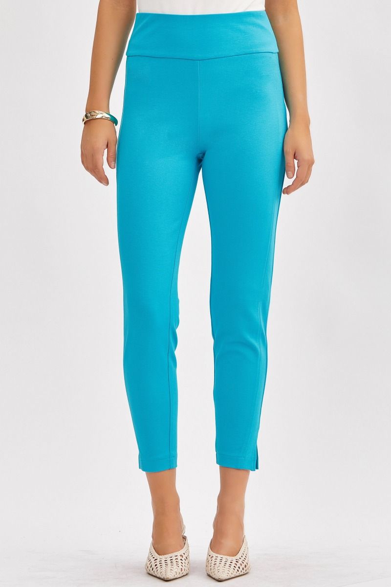 Magic Crop Skinny Pants: Dear Scarlett