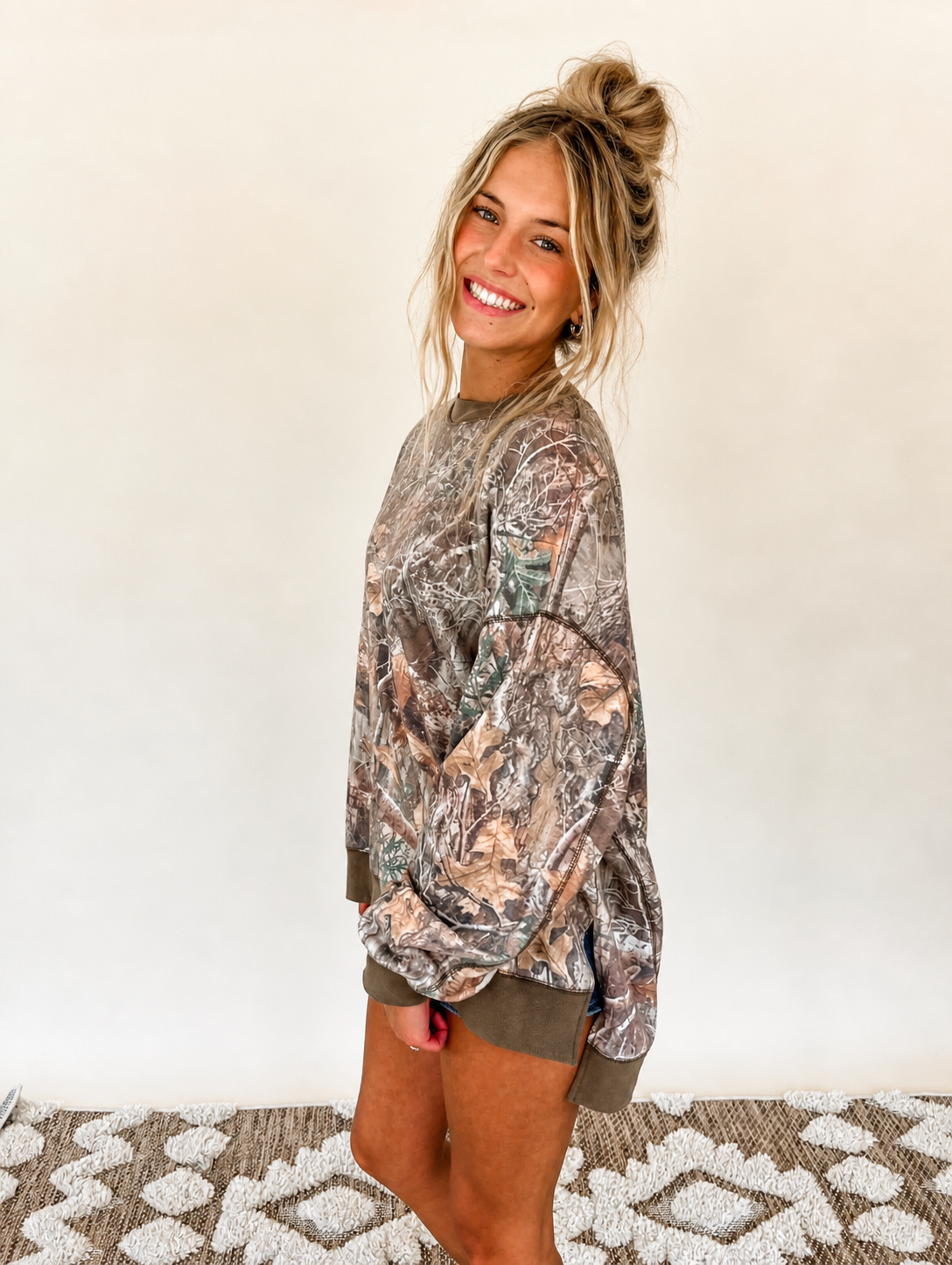 Lily Camo Pullover