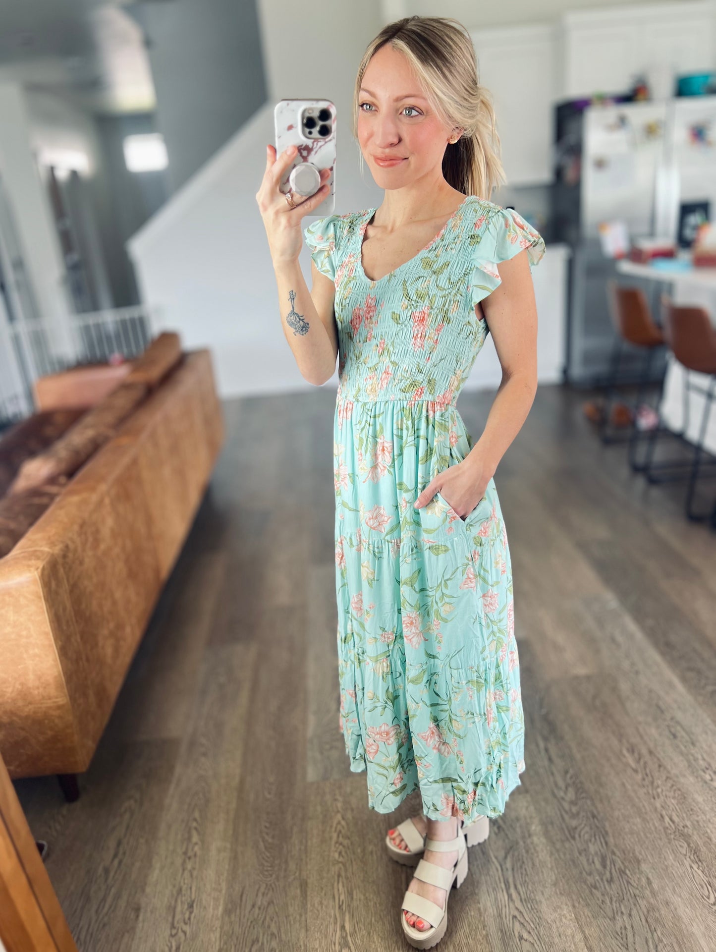 *free ship today* Naomi Floral Dress