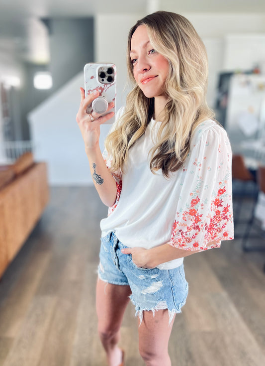 *free ship today* Macy Spring Floral Top