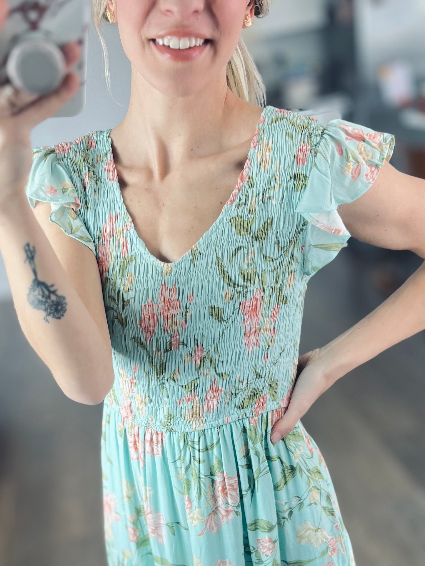 *free ship today* Naomi Floral Dress