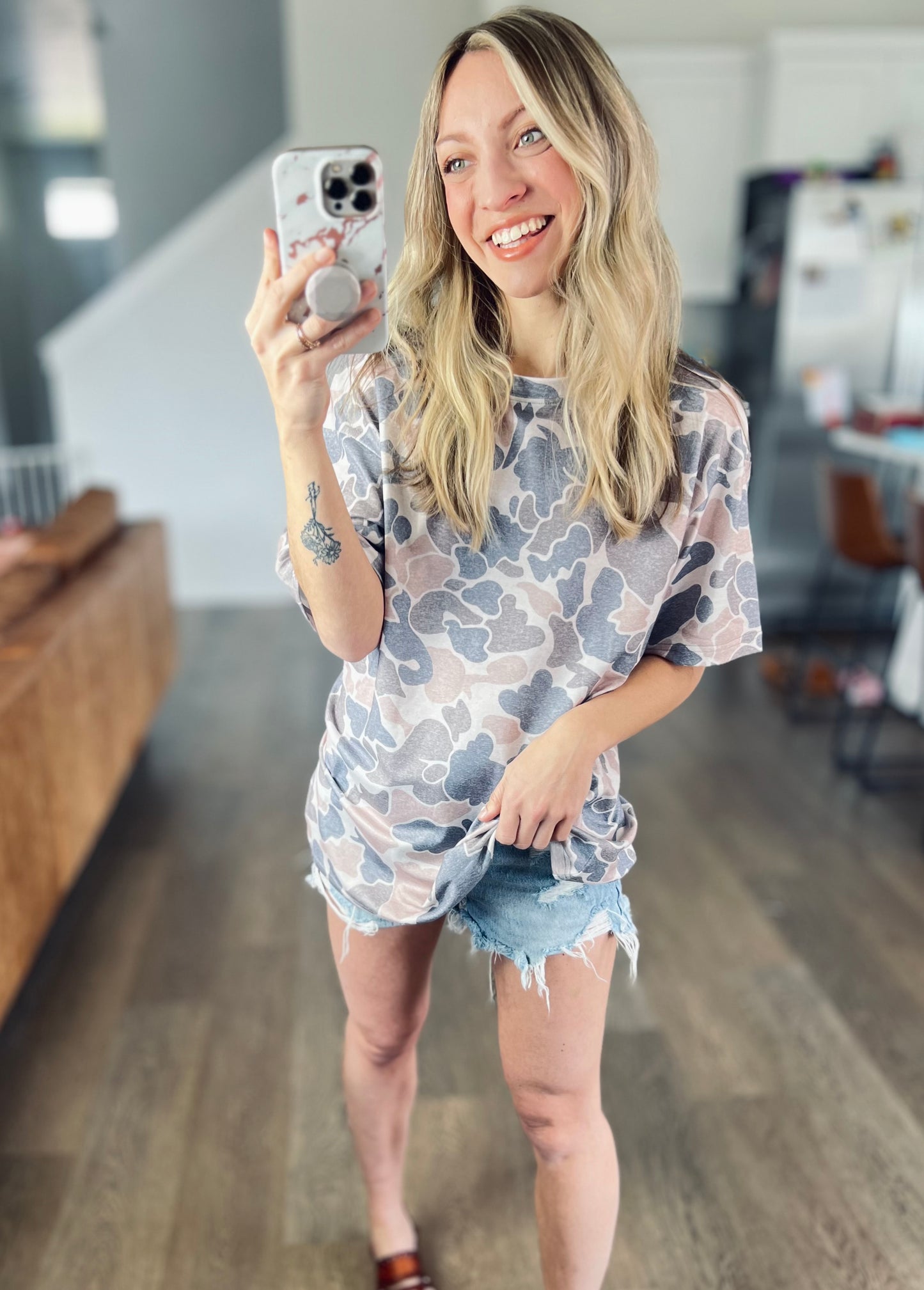 *free ship today* Washed Camo Boyfriend Tee