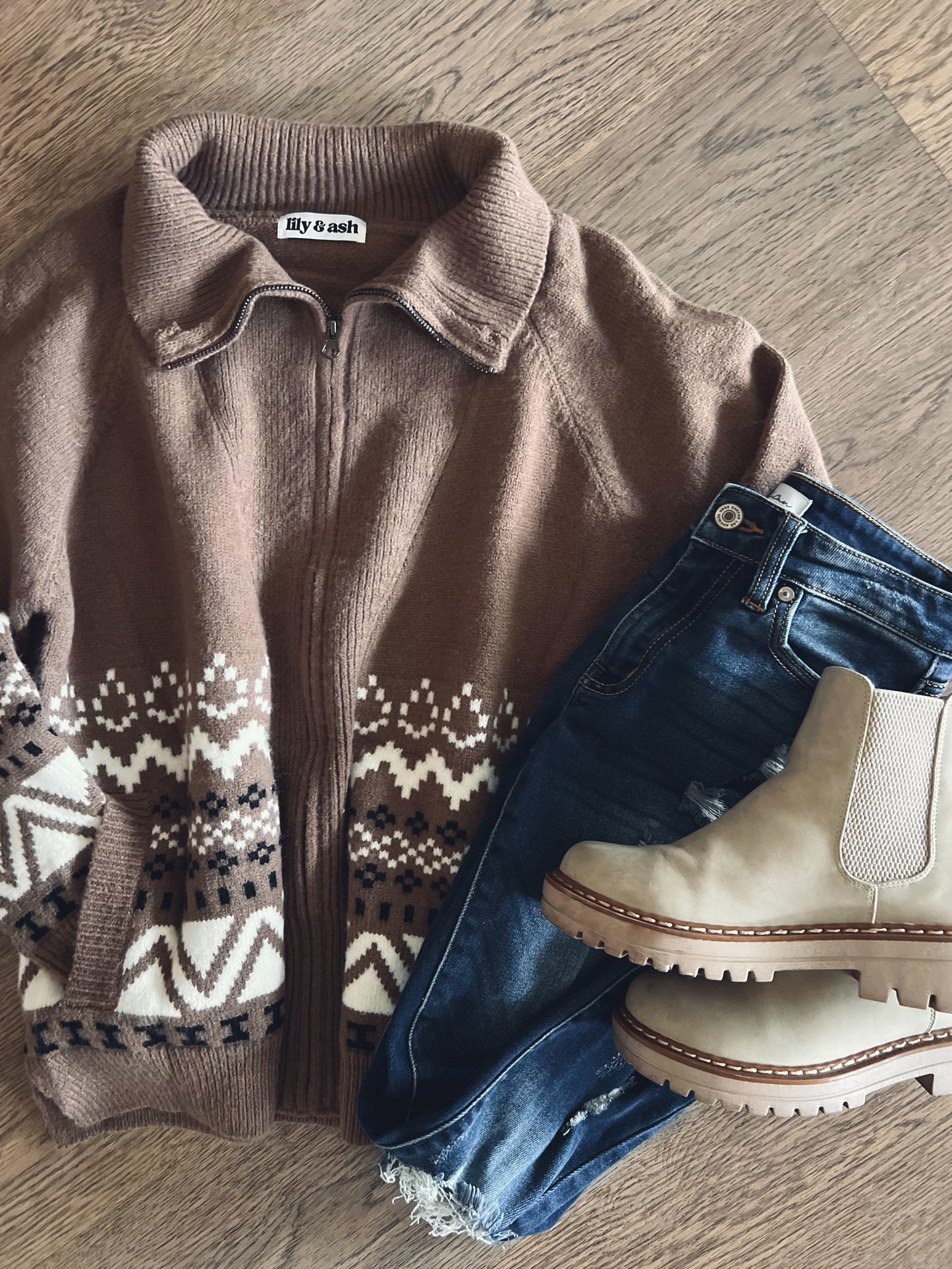 The Lodge Zip Sweater in Mocha