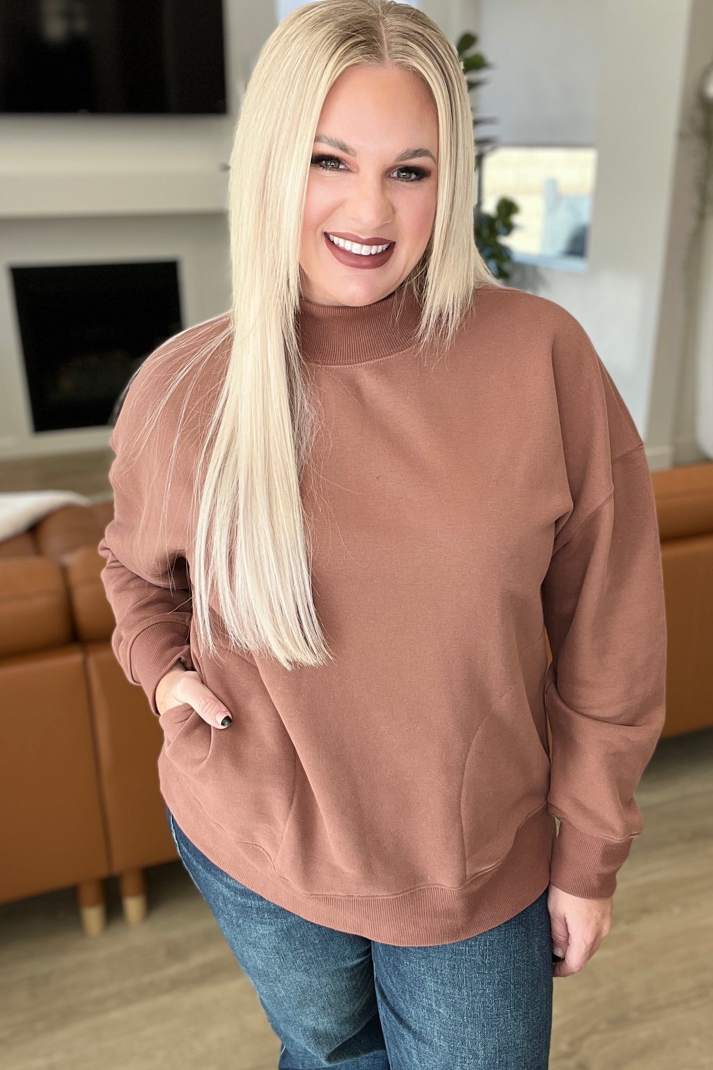 Mock Neck Pullover in Cocoa