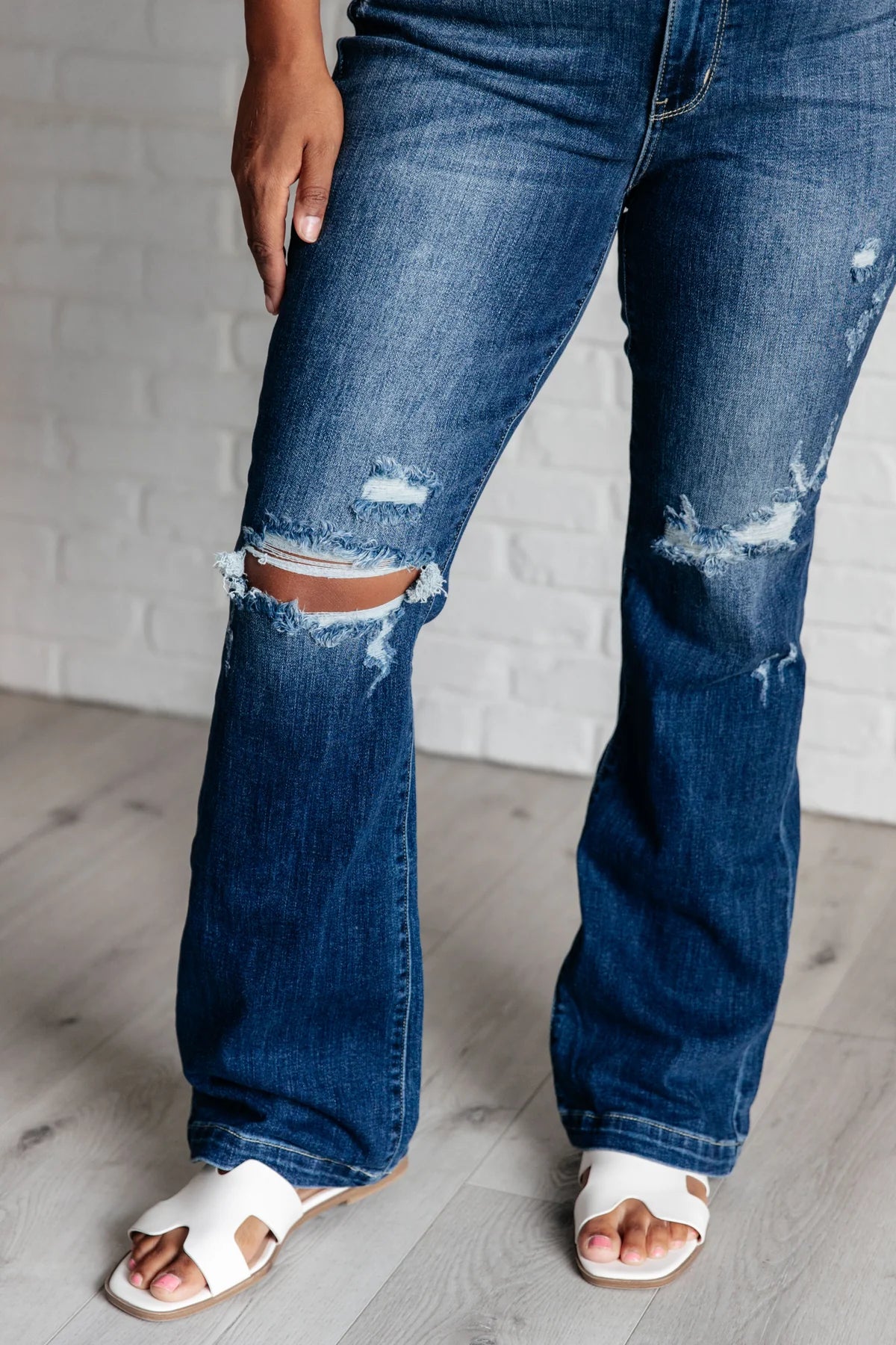 Mid Rise Distressed Bootcut - Judy Blue