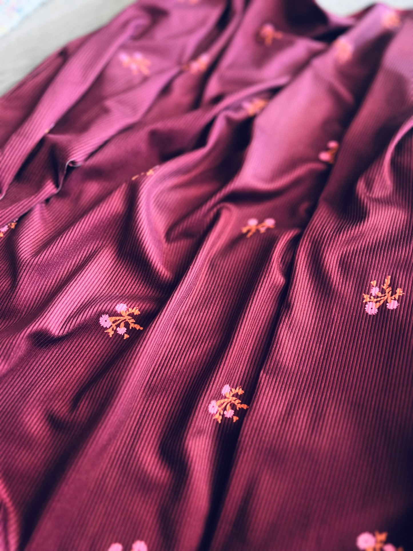 *free ship today* Burgundy Ribbed Floral Long Sleeve