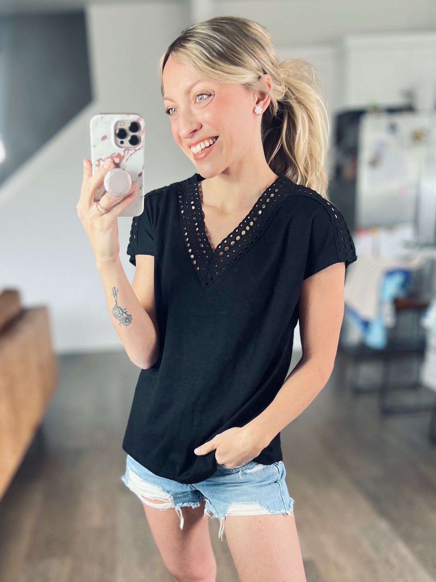 SHIPS FREE TODAY // Everyday Elegance V-Neck Top