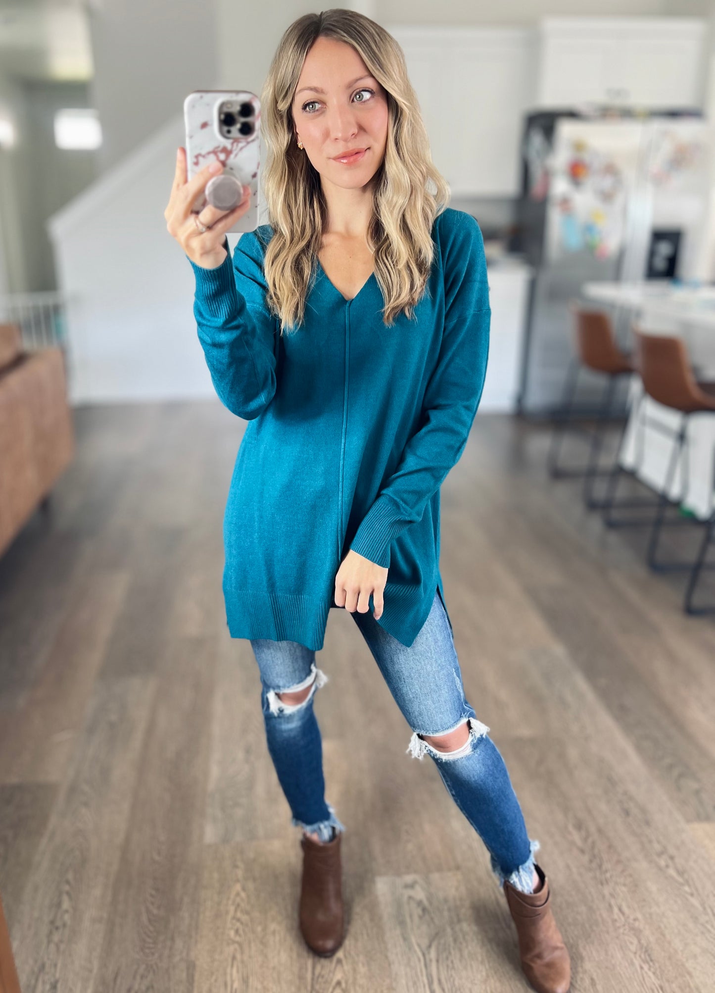 V-Neck Front Seam Sweater in Heather Ocean Teal