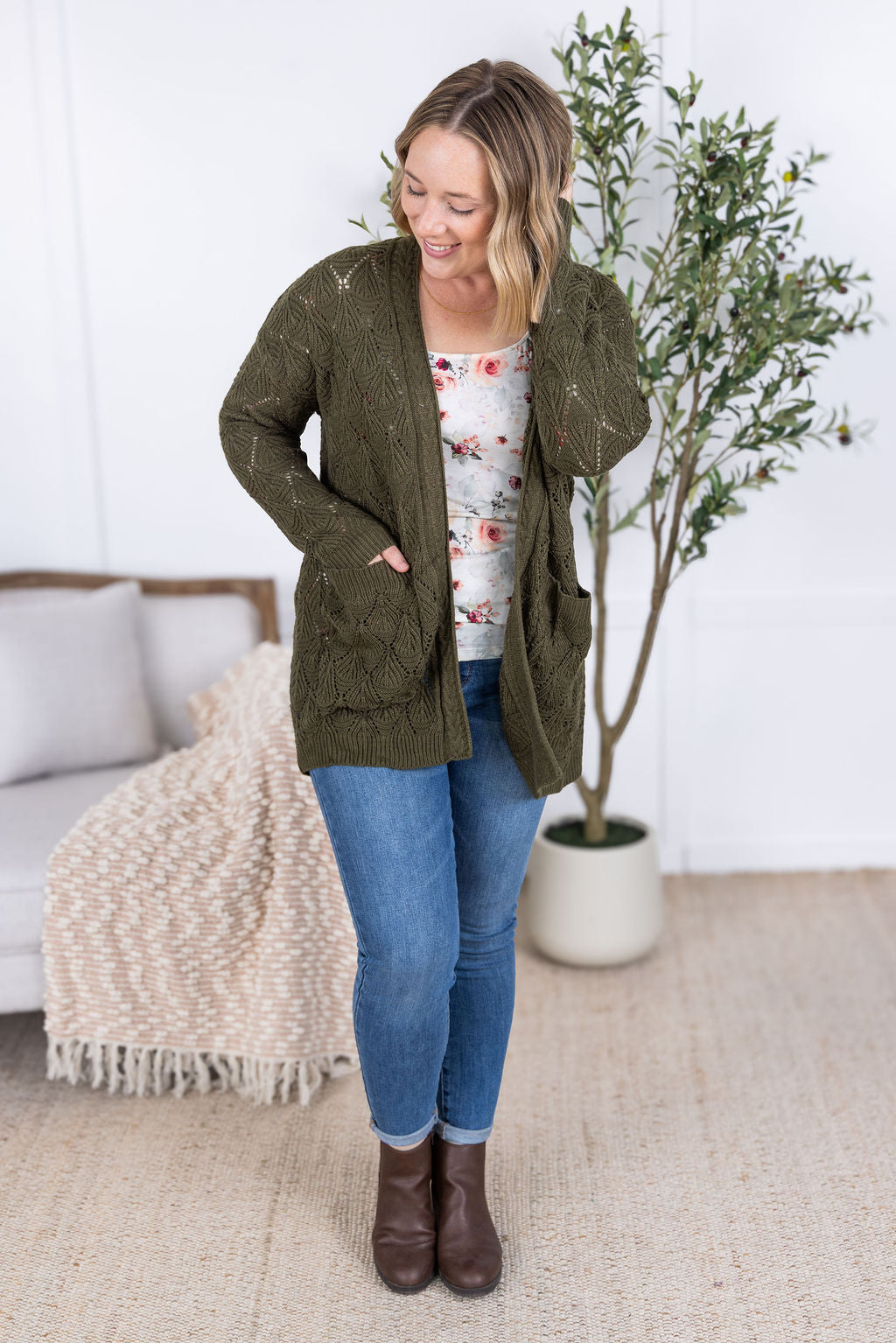 Open Knit Cardigan - Olive