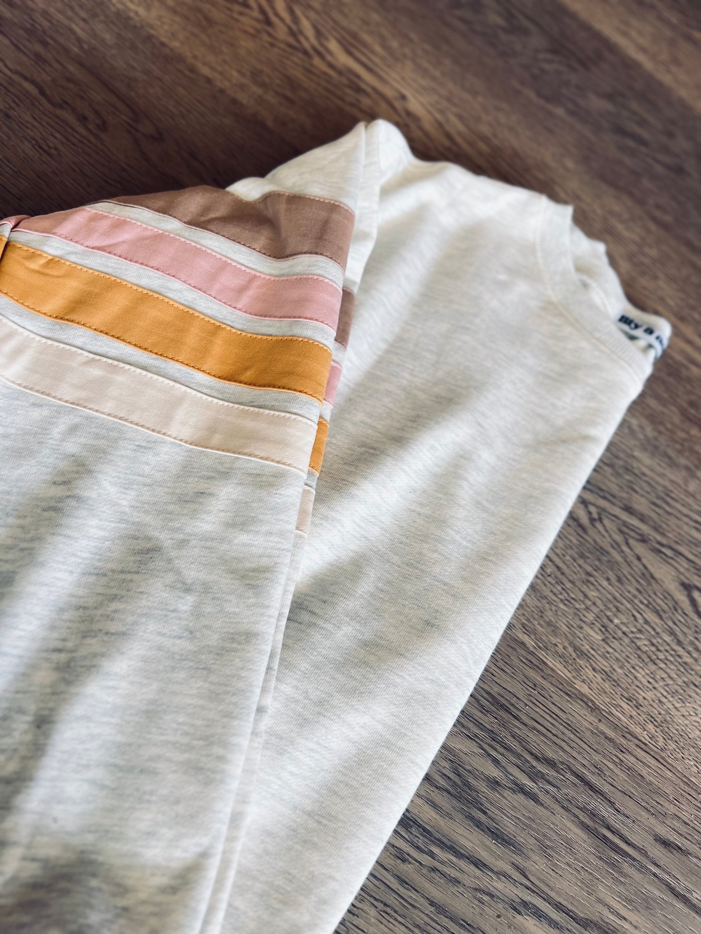 *free ship today* Vintage Varsity Pullover in Ash