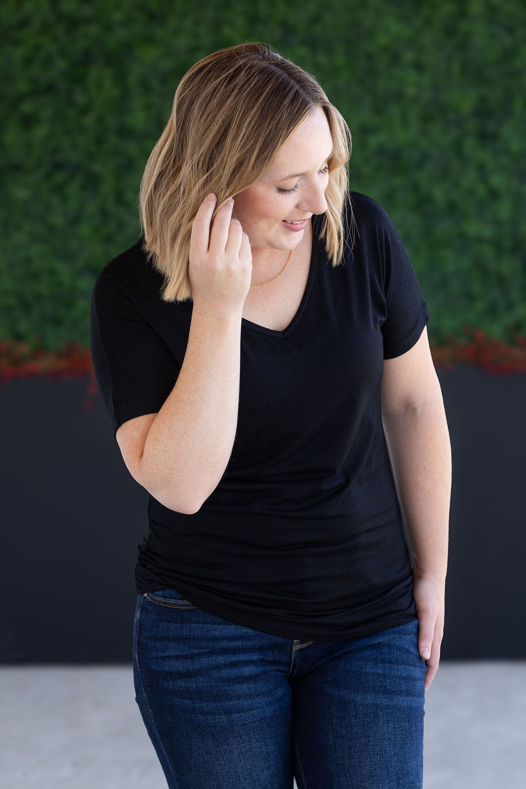 Chloe Cozy Tee - Black