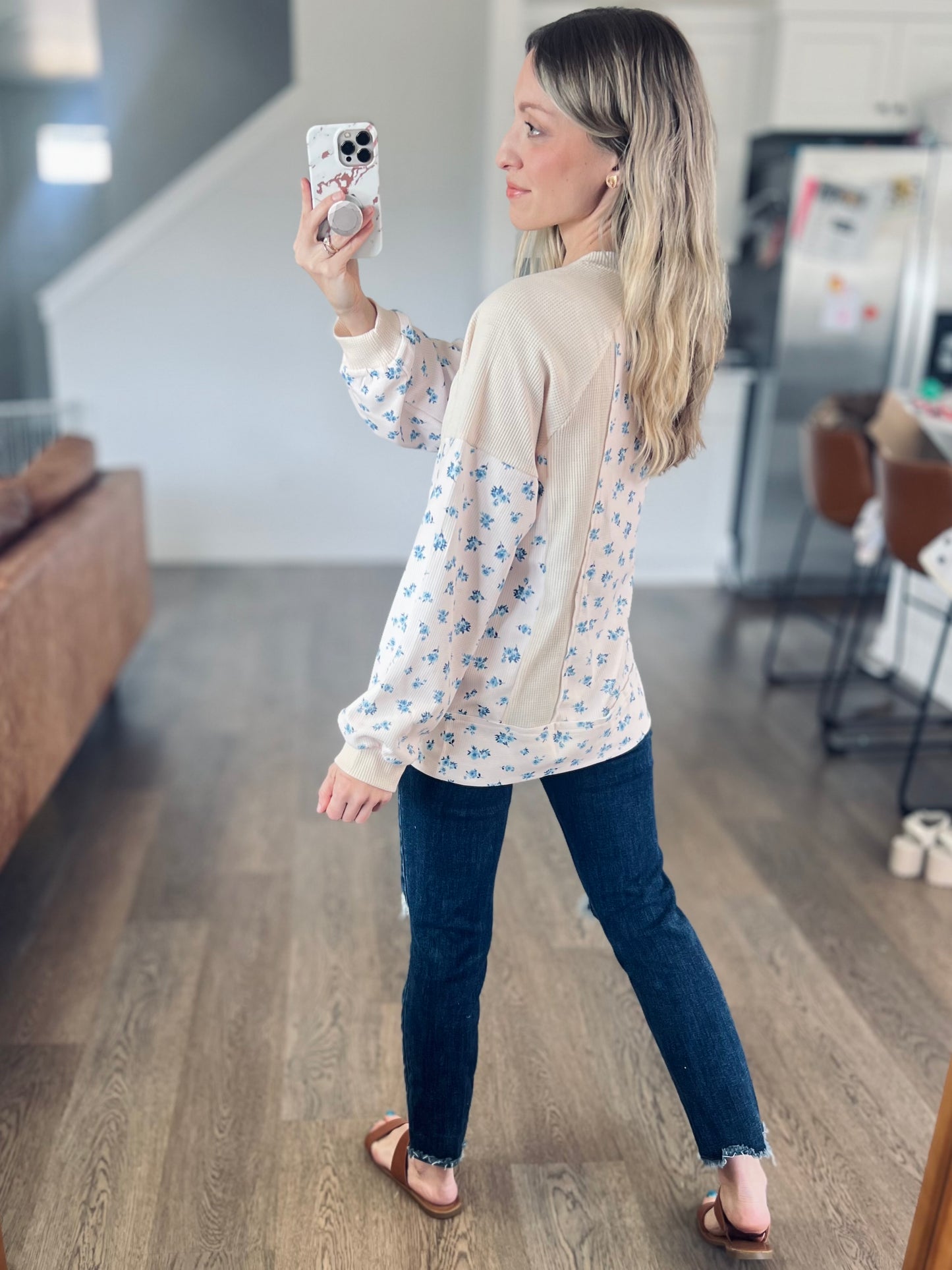 *free ship today* Floral Baby Blues Top