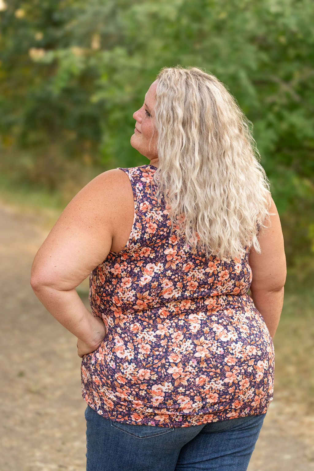 Luxe Crew Tank - Navy Floral Mix