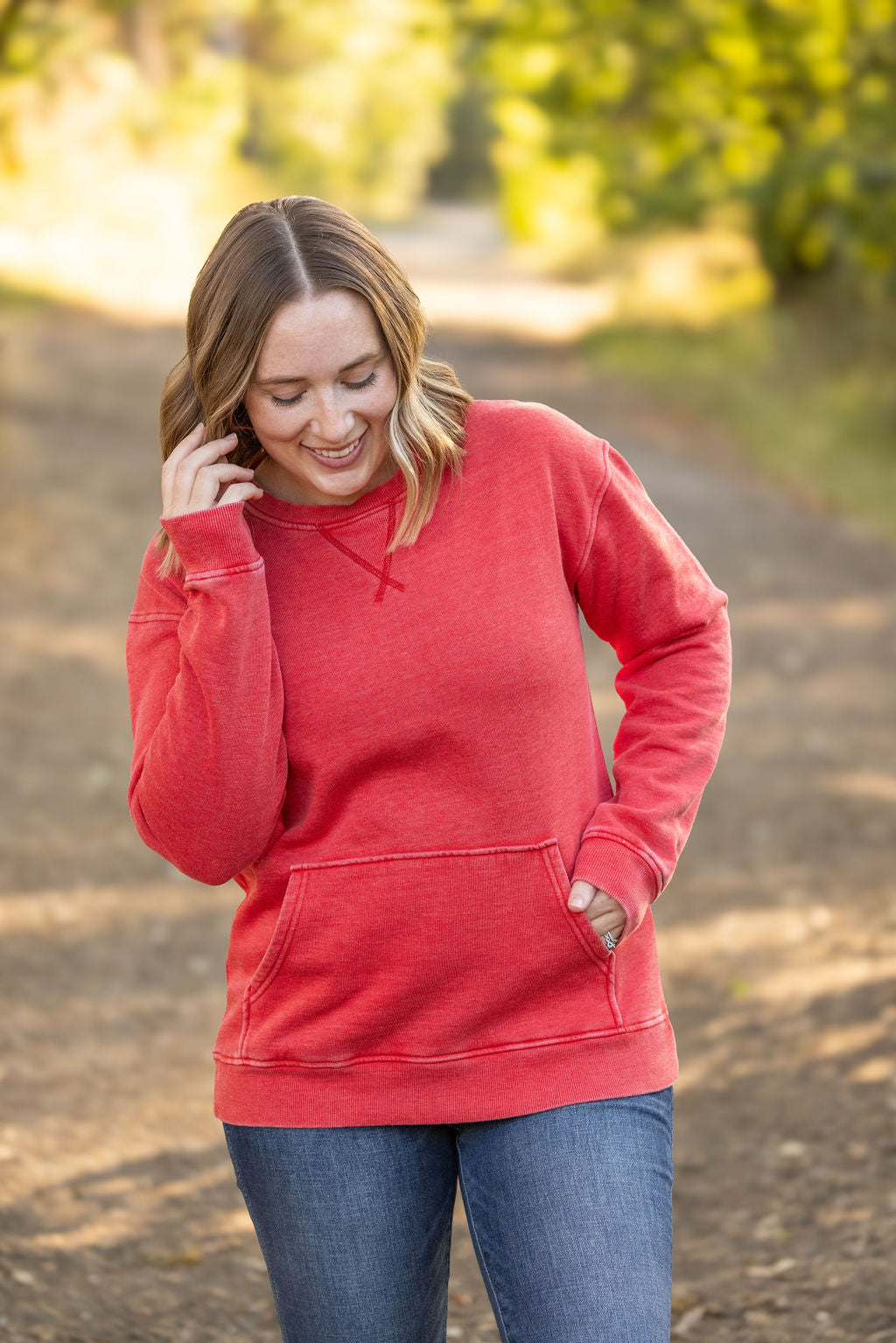 Vintage Wash Pocket Pullover - Red