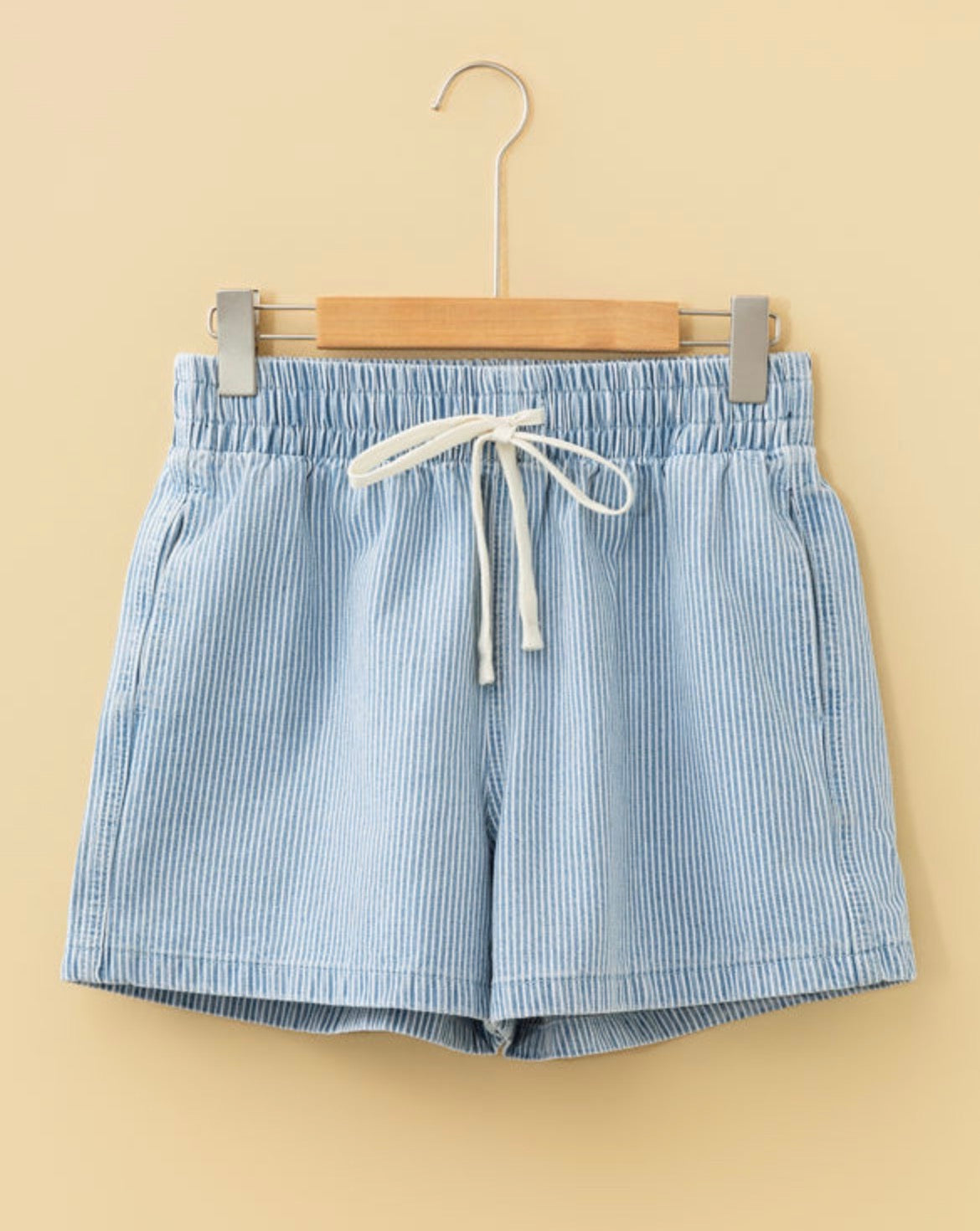 SHIPS FREE TODAY // Seaside Stroll Shorts