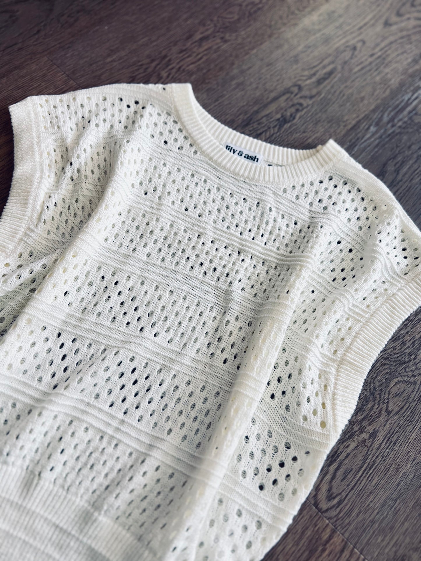 *free ship today* Ivory Hollow Knit Sweater