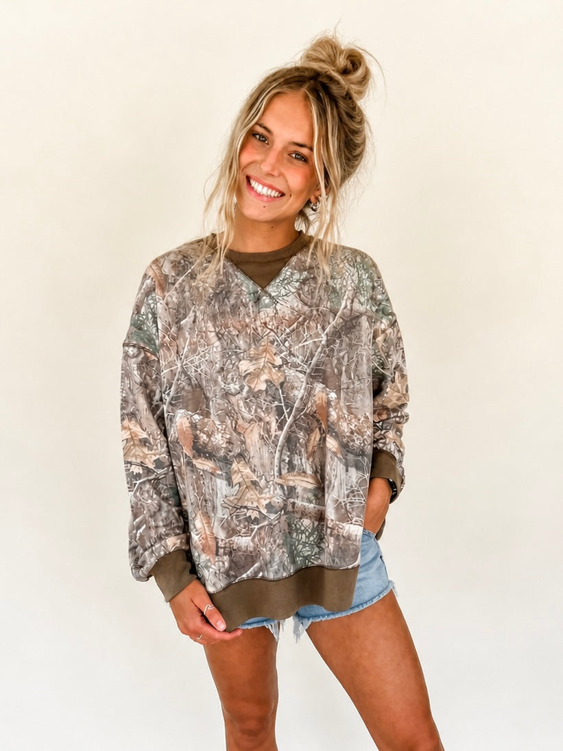 Lily Camo Pullover