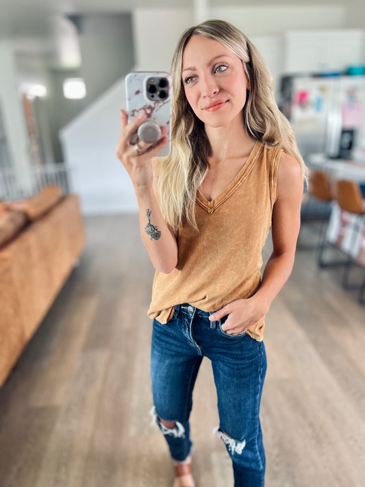 Crinkle Washed Sleeveless Top in Camel