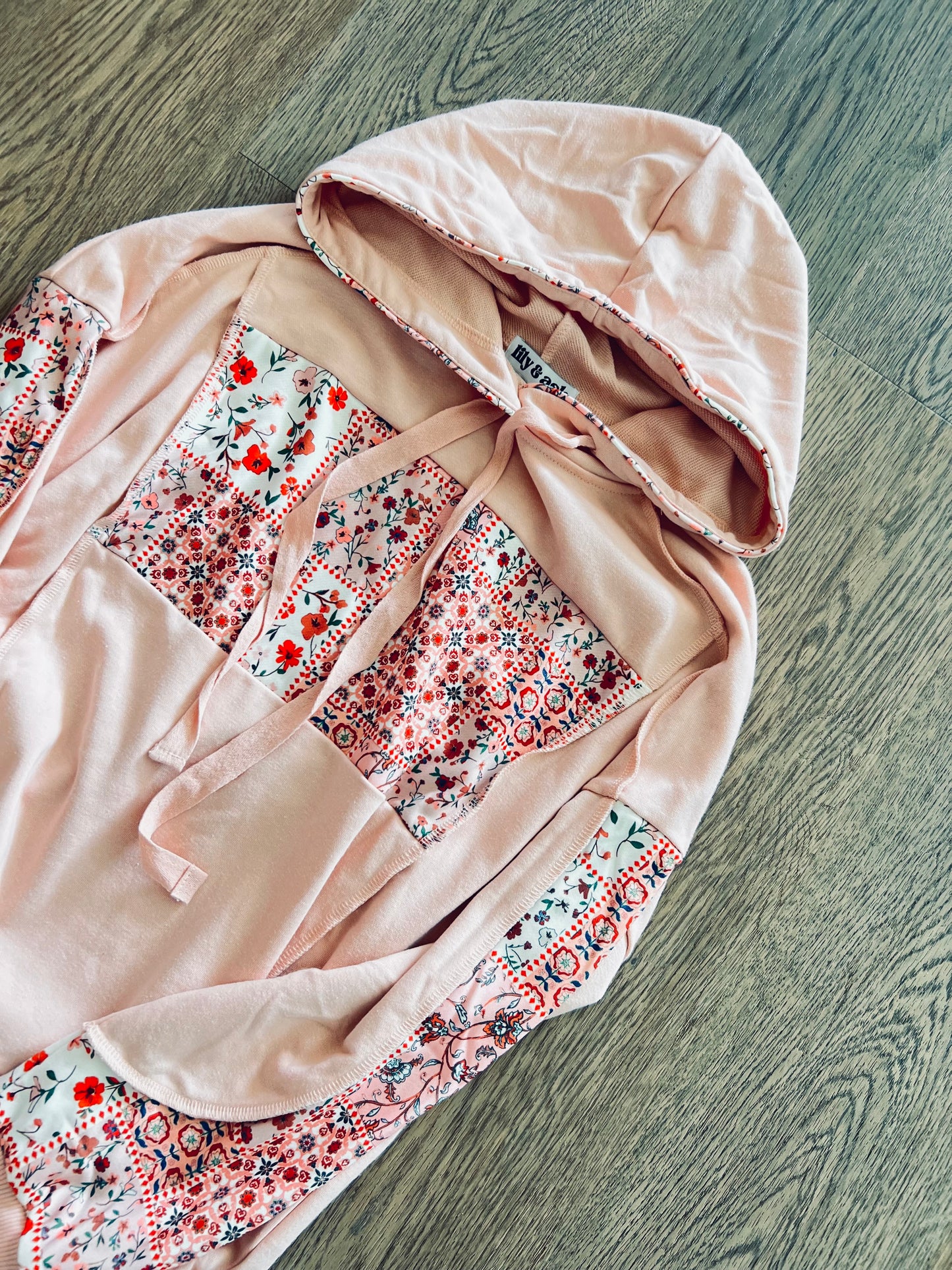 *free ship today* Raven Patchwork Hoodie