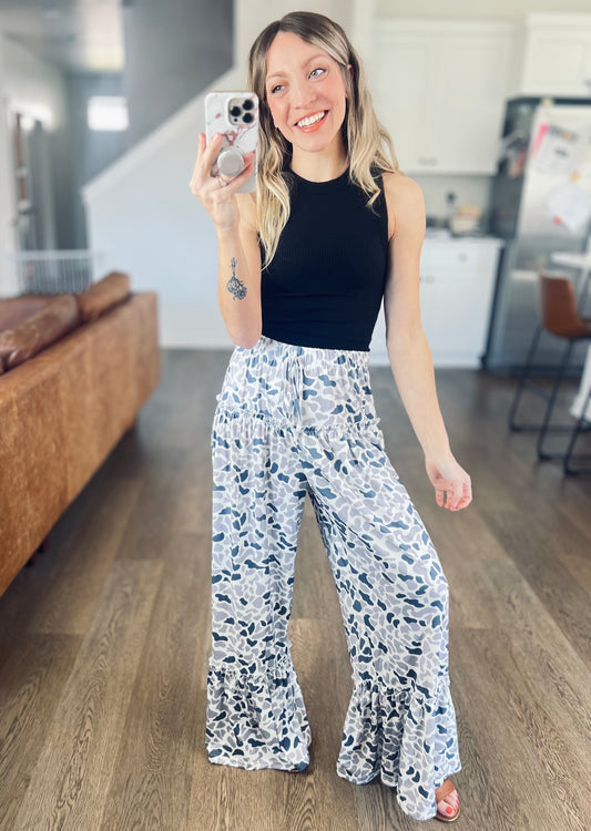 *free ship today* Reed Camo Wide Leg Pants