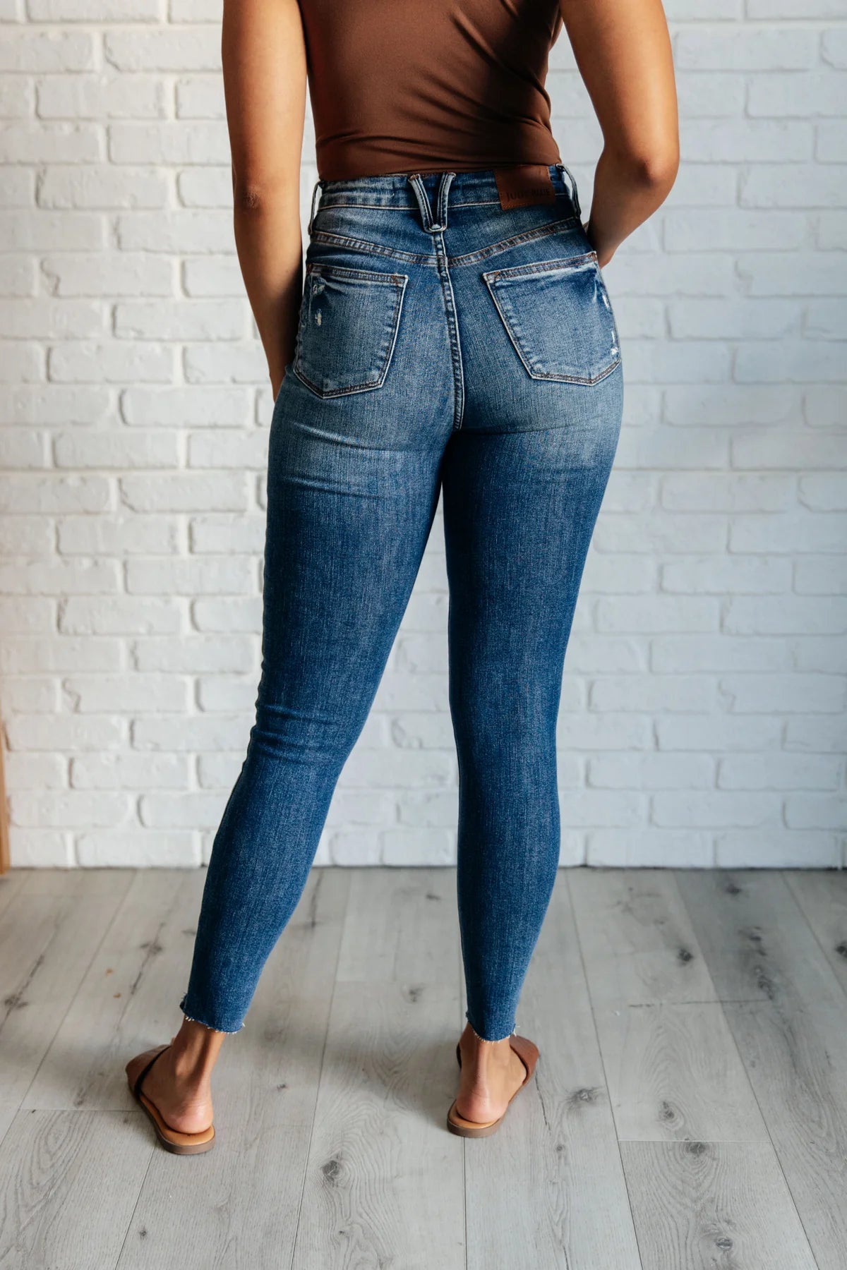 Vintage Wash Tummy Control Skinny Jeans - Judy Blue