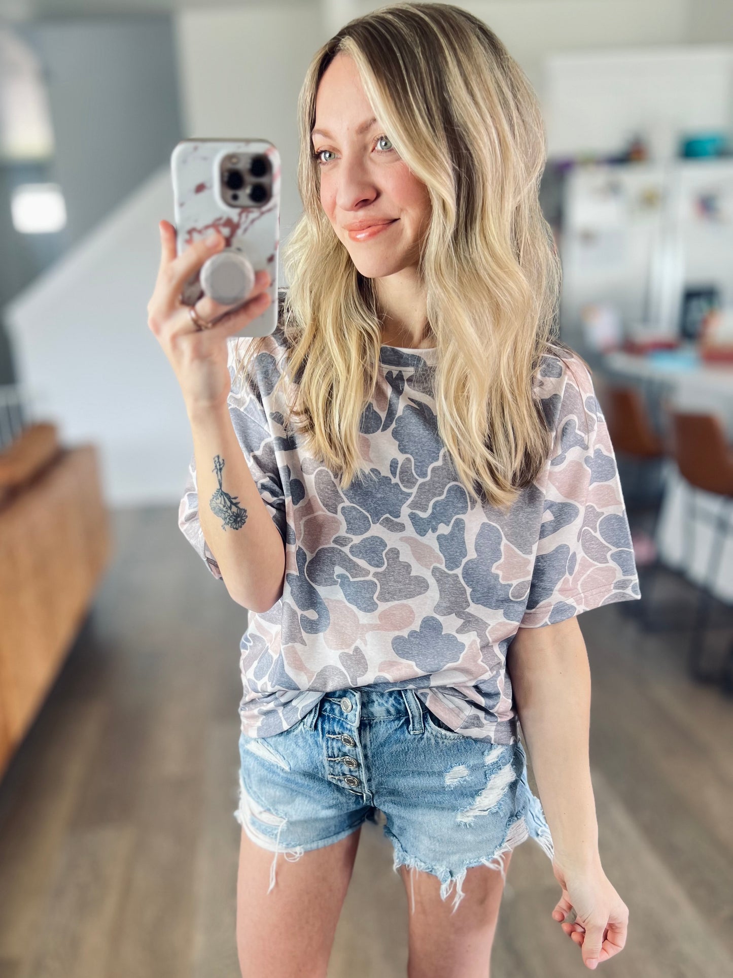 *free ship today* Washed Camo Boyfriend Tee