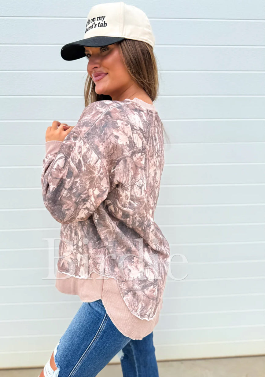 *limited preorder* Curve Pullover in Dark Camo