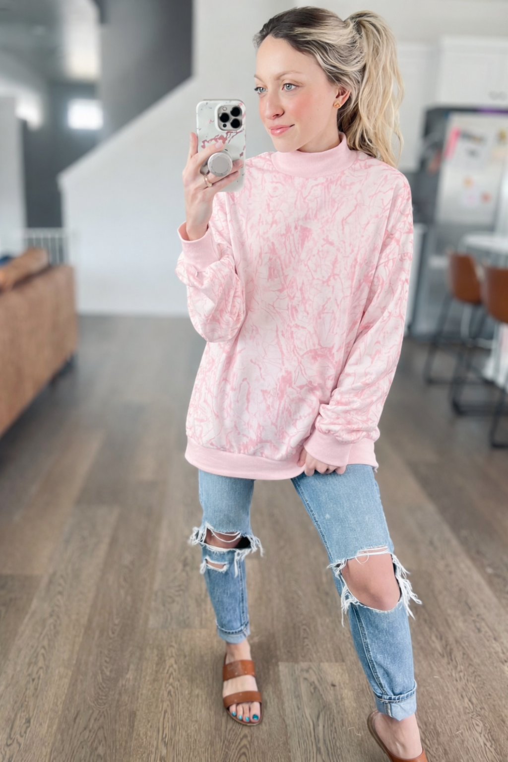*free ship today* Pink Camo Mock Neck Pullover